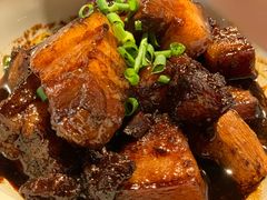 -头上红煨盐鸡·非遗院子餐厅