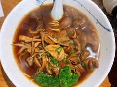 老卤肥肠面-囿面传统制面馆(中央路店)