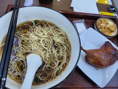 -百年老字号·观振兴蟹黄面·三虾面·苏式面(观前街富仁坊巷店)