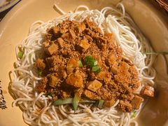 -鹤江桥·红油牛肉粉(SKP店)