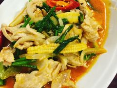 -Dang restaurant (patong phuket)