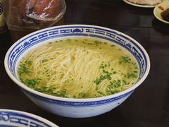 枫镇白汤面底-同得兴 Since·1995 传统苏式面馆(嘉馀坊店)