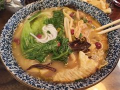 招牌螺丝汤粉-粉家柳州螺蛳粉(杨宅路店)