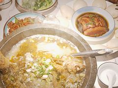 -小凤庭·地道湖北菜武昌鱼·藕汤(38年黄鹤楼店)