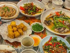 -盛中钰广味小馆