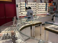 -精益眼镜·蔡司合作(徐东平价店)