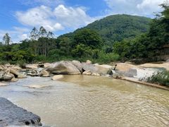 -四会奇石河风景区