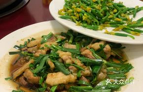 Garlic Stir-fried Pig Belly from Damingshan