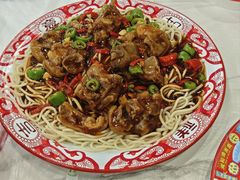 -江城燕子大排档(江汉路步行街店)