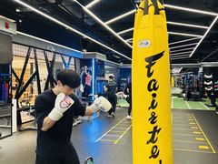 -懒人Club健身(卓越时代广场店)