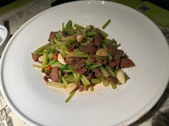 杭椒牛柳-桂满陇天书(南京德基旗舰店)