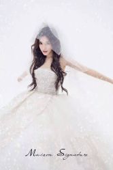 -Renee芮亦婚纱(原丽莎)