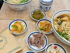 -陇兴楼(西安咸阳国际机场店)