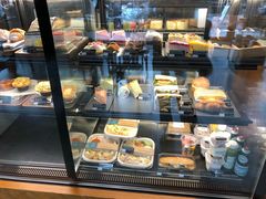 面包甜点陈列柜-星巴克(成都龙湖三千集店)