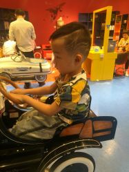 -Mini Me儿童美发王国(友好时尚购物城店)