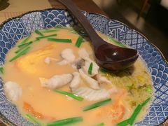 -荣家黄鱼面(前滩太古里店)
