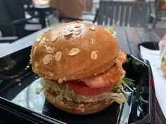 -The Habit Burger Grill 哈比特汉堡(爱琴海店)