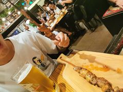 红柳羊肉串-阿里家·新疆烤肉酒場 by MIG