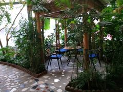 -老街坊美食汇(玉兰大街店)