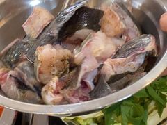 -黄利砖万峰林布依特色酸笋牛肉馆