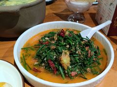 -老滇山寨•云南特色菜•地方菜•民族风情歌舞表演(金碧店)