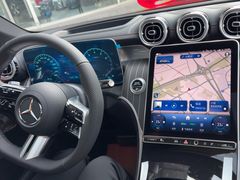 -上海星瀚奔驰4S店(红柳路店)