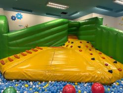 -莫莉幻想儿童乐园(武汉经开永旺店)