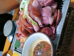 -老滇山寨•云南特色菜•地方菜•民族风情歌舞表演(金碧店)