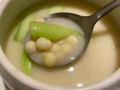 丝瓜鸡头米鸭肉汤-悦融琥珀·京鲁菜·海味珍品(西单店)