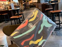 -星巴克(济南美莲广场店)