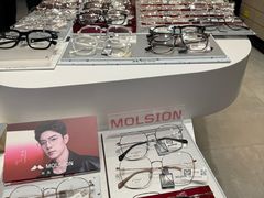 -博士眼镜集团石人工眼镜(虹口万泰店)