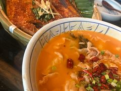 -云海肴·汽锅鸡·云南菜(天山百盛优客店)