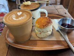 苹果肉桂奶咖-CAFE CHEZ W一木家(香山路店)