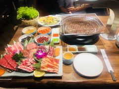 -明洞阿姨·韩式酱蟹烤肉·创意料理(三元桥店)