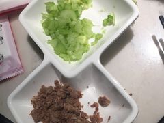 -左庭右院鲜牛肉火锅(浦江欢乐颂店)