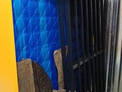 -安东易迷你自助仓储寄存仓库(草桥店)