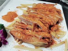 -海鸿荟·沿江菜(中山北路店)
