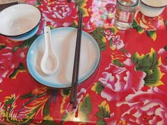 -闯关东东北农家菜(崂山石老人店)