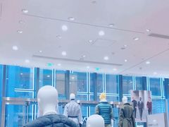 -优衣库(深圳万象天地旗舰店)