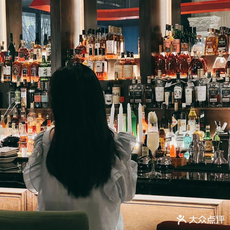 很出大片的西餐酒吧咖啡厅—ASPIRYNA｜欧式风情满满