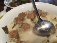 -蓝田九大碗民俗食府(蓝田店)