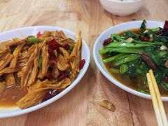 -瑜瑜饭馆