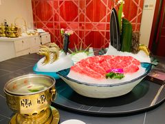 -鼎泰亨·海鲜牛肉餐厅(滨江店)