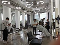 -ON STAR SALON