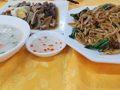 -东记潮汕美食砂锅粥小炒烧烤(镇南大街店)