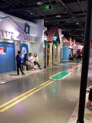 -点点梦想城(鑫苑都汇店)