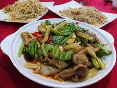 酸菜铁板猪大肠-得记得潮州海鲜砂锅粥(宝业路店)