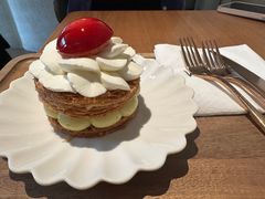 -VERIE BAKEHOUSE