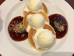 -Pancakes on the rocks(Darling Harbour)