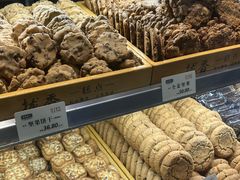 -拢香糕点(万达店)